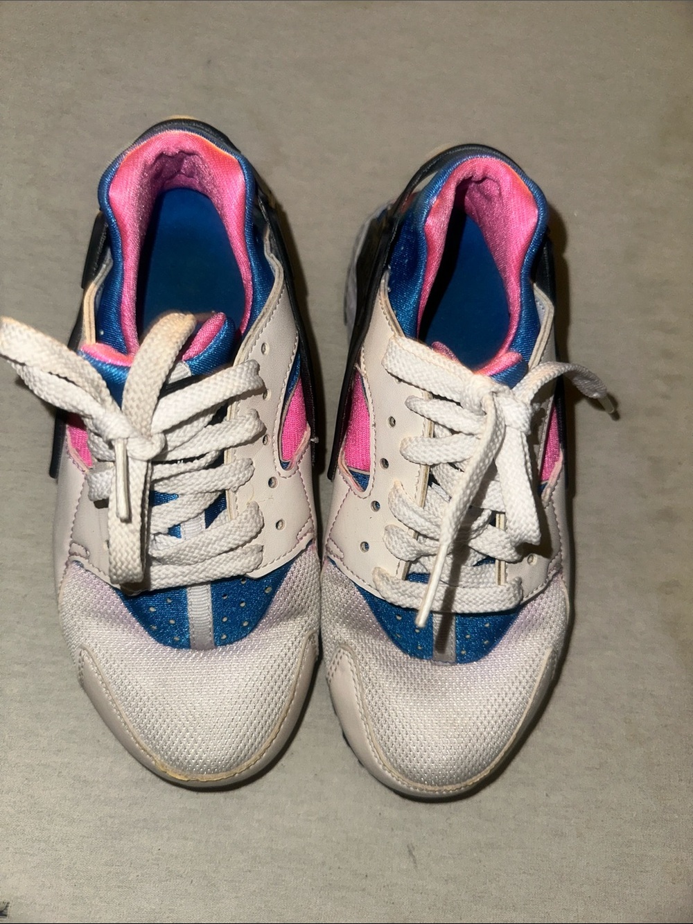 Kids Size 4.5 Nike White, Blue & Pink Lace-Up Sneakers